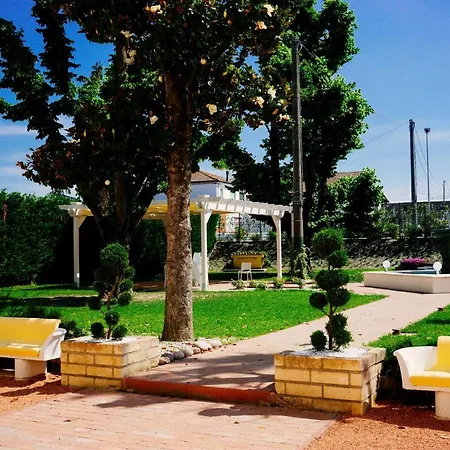 Apartmanhotel La Lolliana Monestirolo